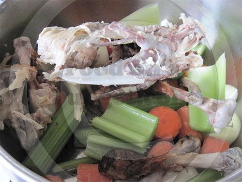 Chicken stock ingredients